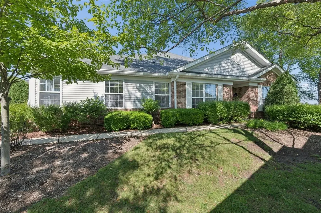 21102 West Cypress Court Plainfield IL 60544