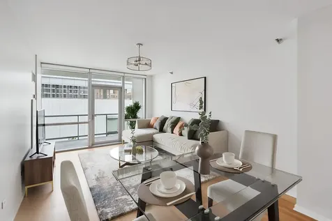 123 South Green Street Chicago IL 60607