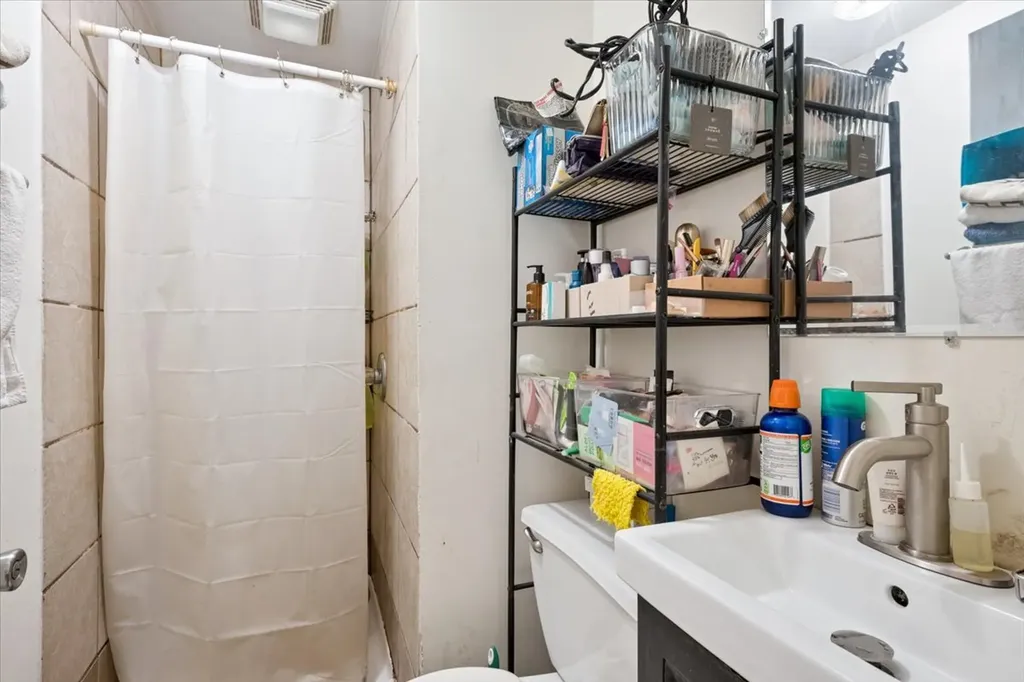 2946 South Loomis Street Chicago IL 60608