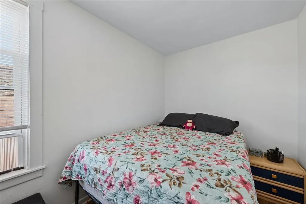 2946 South Loomis Street Chicago IL 60608
