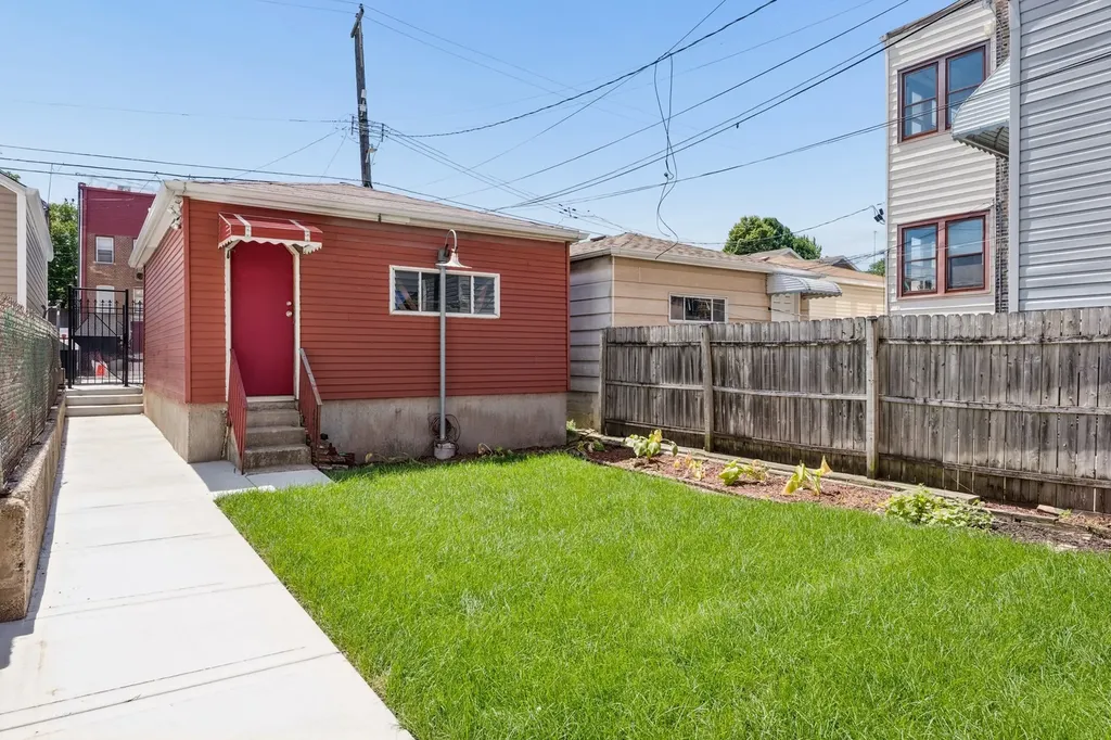 2946 South Loomis Street Chicago IL 60608