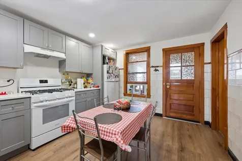 2946 South Loomis Street Chicago IL 60608