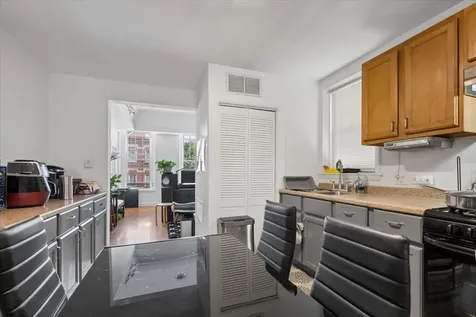 2946 South Loomis Street Chicago IL 60608