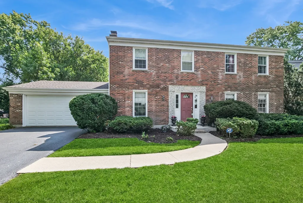3933 Cumnor Road Downers Grove IL 60515