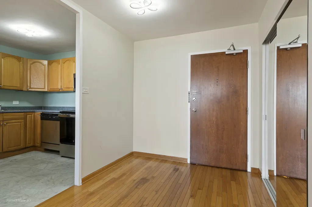 5740 North Sheridan Road Chicago IL 60660
