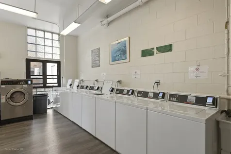 5740 North Sheridan Road Chicago IL 60660