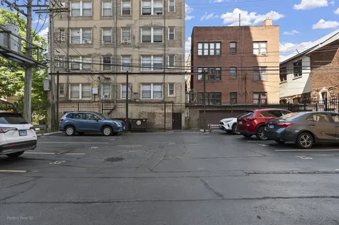 5740 North Sheridan Road Chicago IL 60660