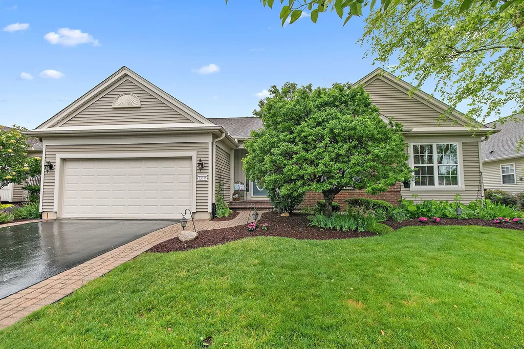13048 Farm Hill Drive Huntley IL 60142