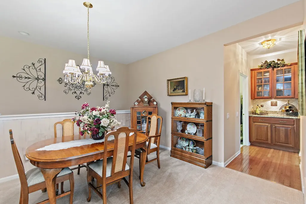 13048 Farm Hill Drive Huntley IL 60142