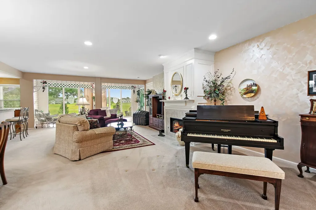 13048 Farm Hill Drive Huntley IL 60142