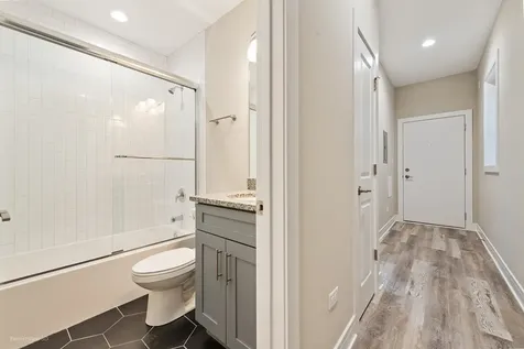 6534 South Maryland Avenue Chicago IL 60637