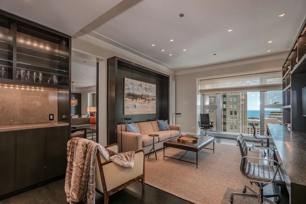 77 East Walton Street Chicago IL 60611