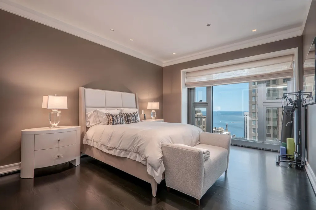 77 East Walton Street Chicago IL 60611