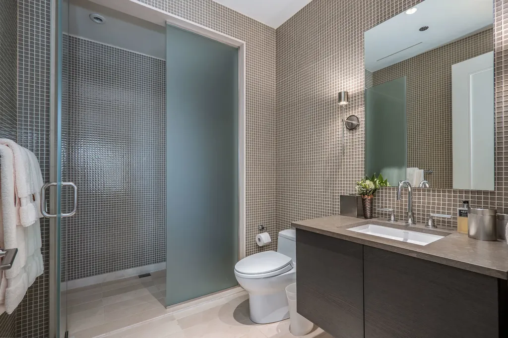 77 East Walton Street Chicago IL 60611