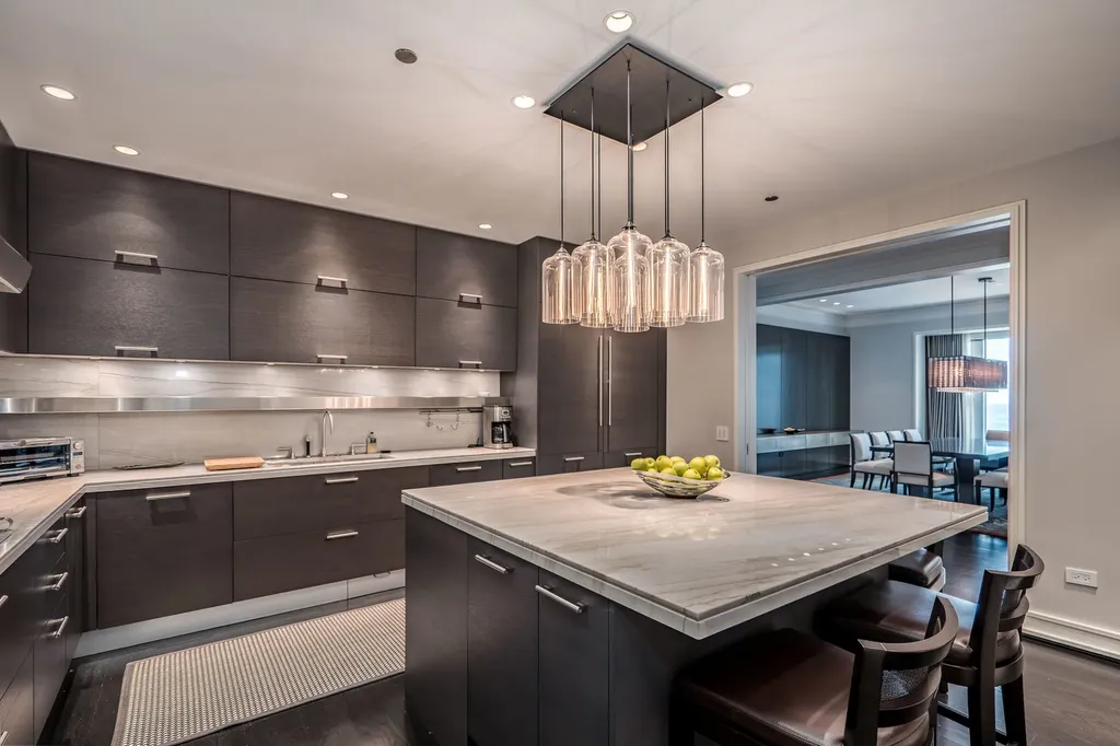 77 East Walton Street Chicago IL 60611