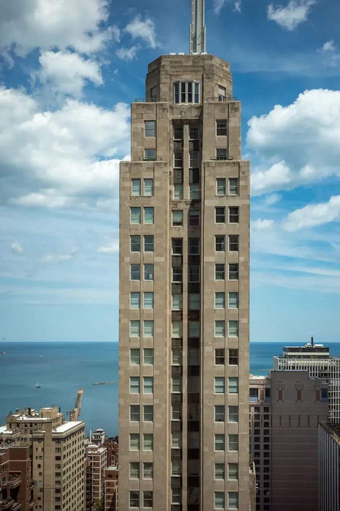 77 East Walton Street Chicago IL 60611
