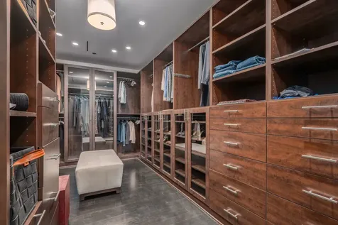 77 East Walton Street Chicago IL 60611