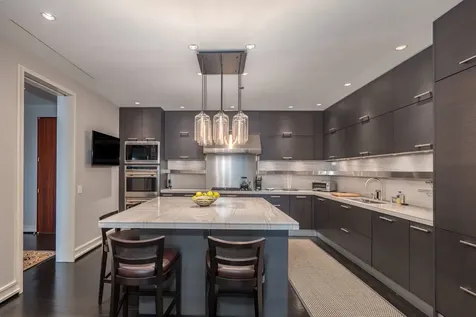 77 East Walton Street Chicago IL 60611