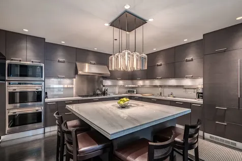 77 East Walton Street Chicago IL 60611