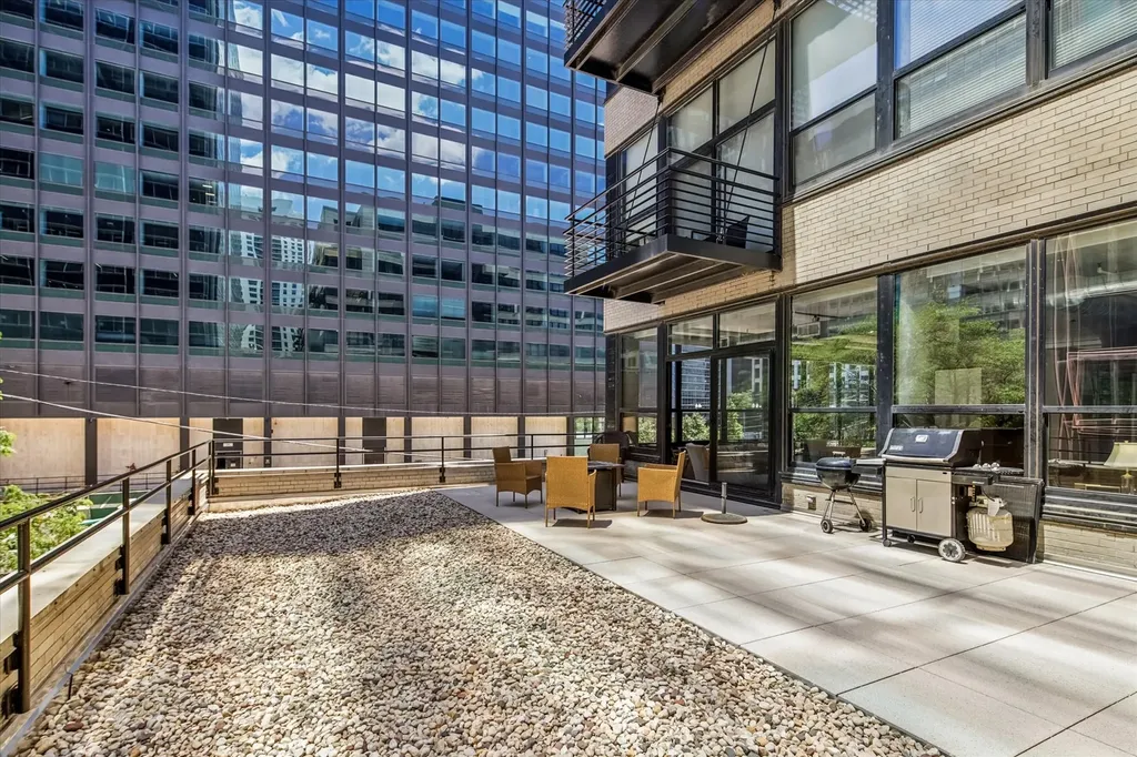 130 South Canal Street Chicago IL 60606