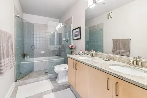 130 South Canal Street Chicago IL 60606