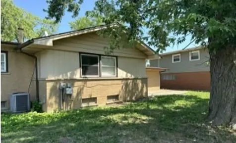 410 West Holly Court Glenwood IL 60425