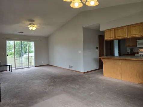 7716 Creek Rockford IL 61114