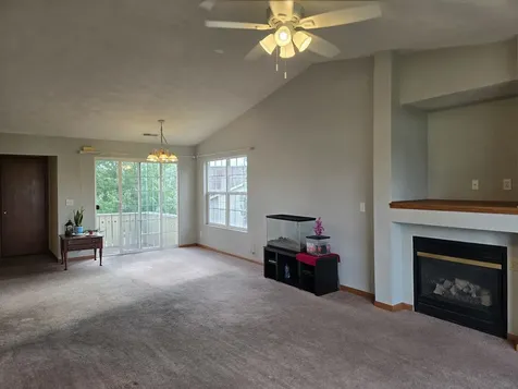 7716 Creek Rockford IL 61114