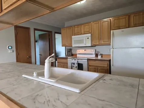 7716 Creek Rockford IL 61114