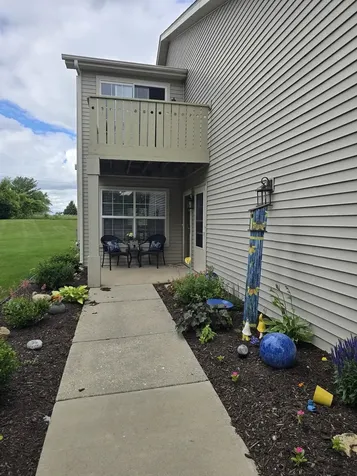 7716 Creek Rockford IL 61114