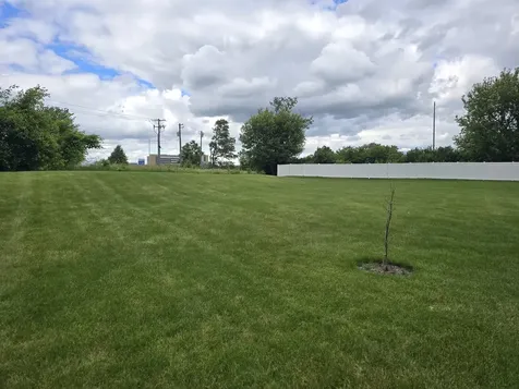 7716 Creek Rockford IL 61114