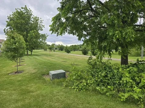 7716 Creek Rockford IL 61114