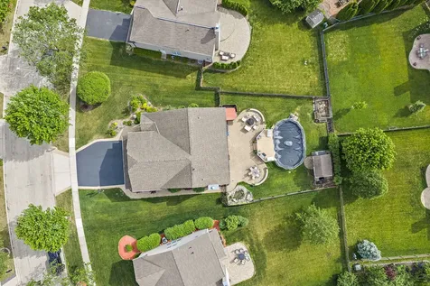 1961 Broadsmore Drive Algonquin IL 60102