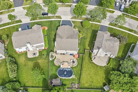 1961 Broadsmore Drive Algonquin IL 60102