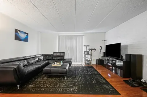 3223 West Parkway Drive Northbrook IL 60062