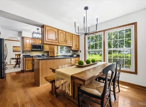 43W683 Hawkeye Drive Elburn IL 60119