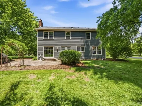 43W683 Hawkeye Drive Elburn IL 60119