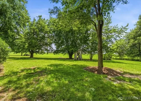 43W683 Hawkeye Drive Elburn IL 60119