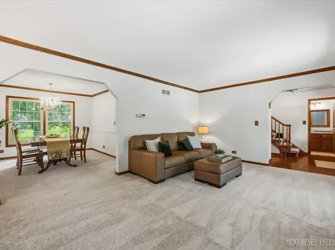 43W683 Hawkeye Drive Elburn IL 60119
