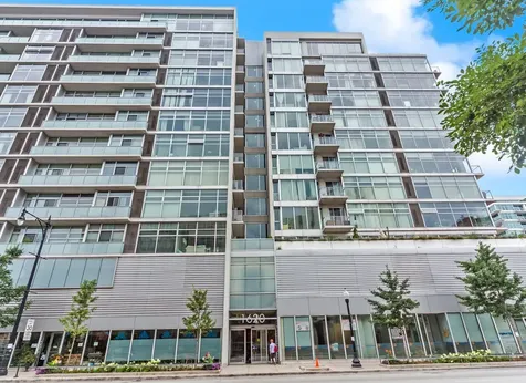 1620 South Michigan Avenue Chicago IL 60616
