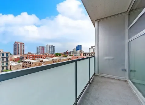 1620 South Michigan Avenue Chicago IL 60616