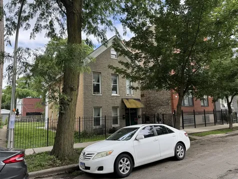1634 North Rockwell Street Chicago IL 60647