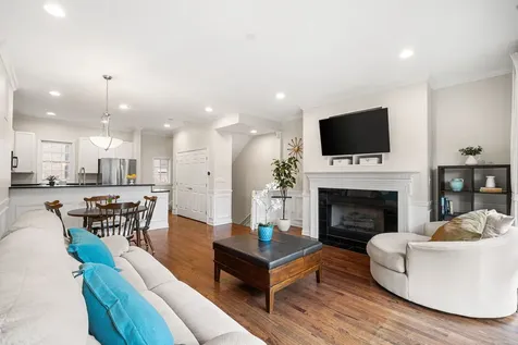 1815 North Sheffield Avenue Chicago IL 60614