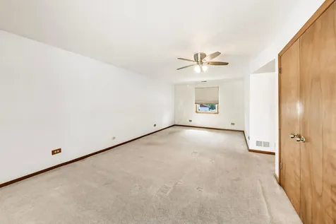 10532 South Sun Valley Court Palos Hills IL 60465