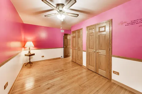 10532 South Sun Valley Court Palos Hills IL 60465