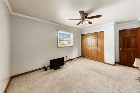 10532 South Sun Valley Court Palos Hills IL 60465