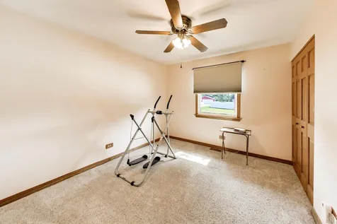10532 South Sun Valley Court Palos Hills IL 60465