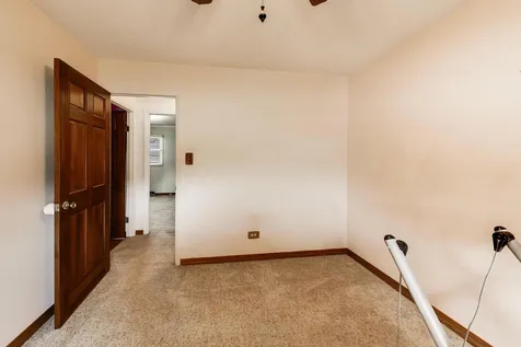 10532 South Sun Valley Court Palos Hills IL 60465