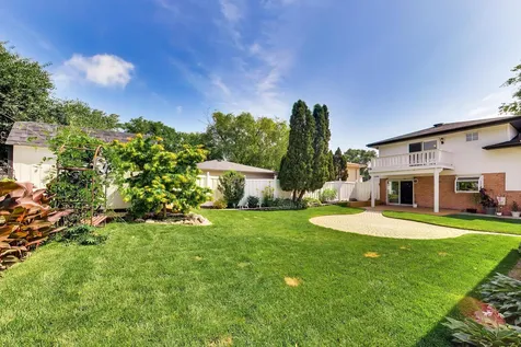 10532 South Sun Valley Court Palos Hills IL 60465