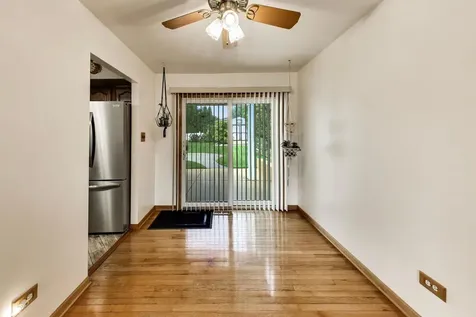 10532 South Sun Valley Court Palos Hills IL 60465